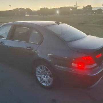 2003 BMW i7 Grey