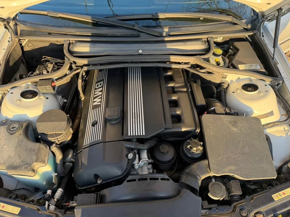 2003 BMW E46 330i & 330Ci - Image 15 of 20