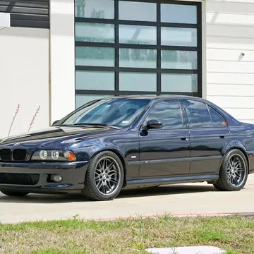 2003 BMW M5 E39