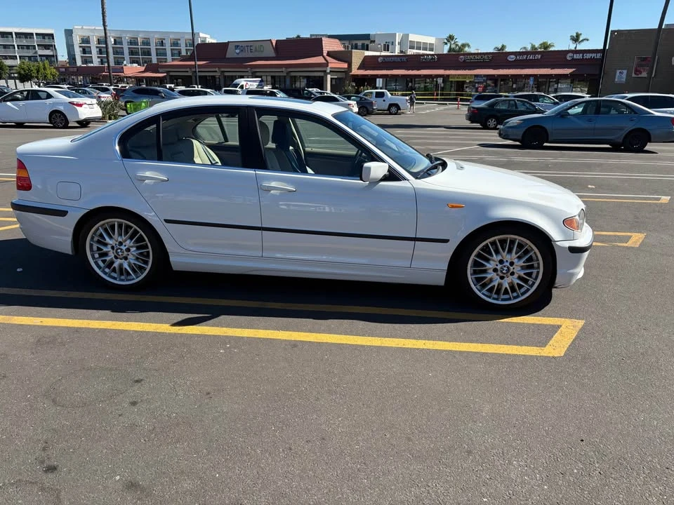 2003 BMW E46 330i & 330Ci - Image 3 of 4