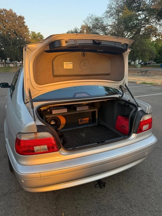 2003 BMW E39 5 Series - Image 10 of 11