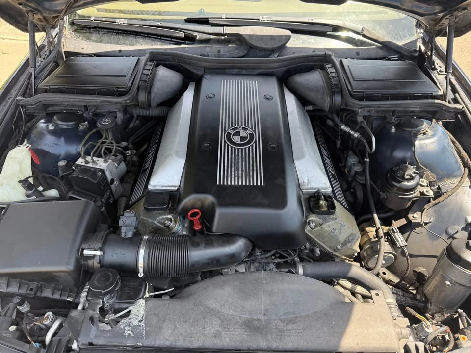 2003 BMW E39 540i - Image 8 of 11