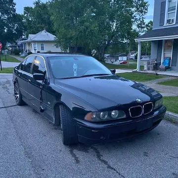 2003 BMW 5 Series 530i