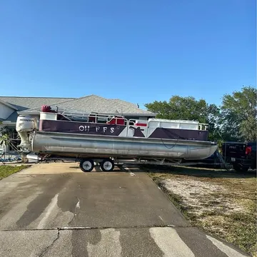 2003 Bentley 24 foot