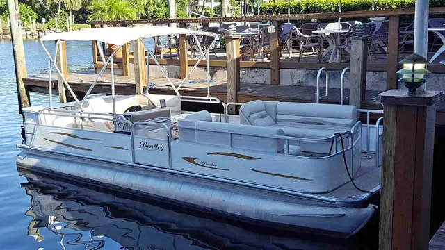 2003 Bentley 24 Pontoon
