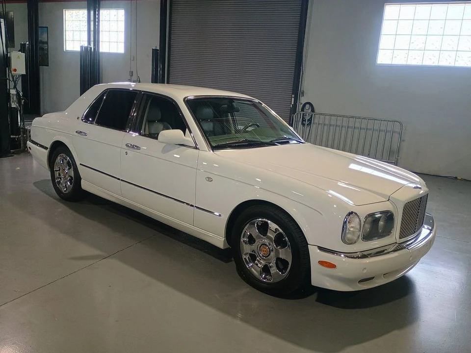 2003 Bentley Arnage R & RL - Image 8 of 12