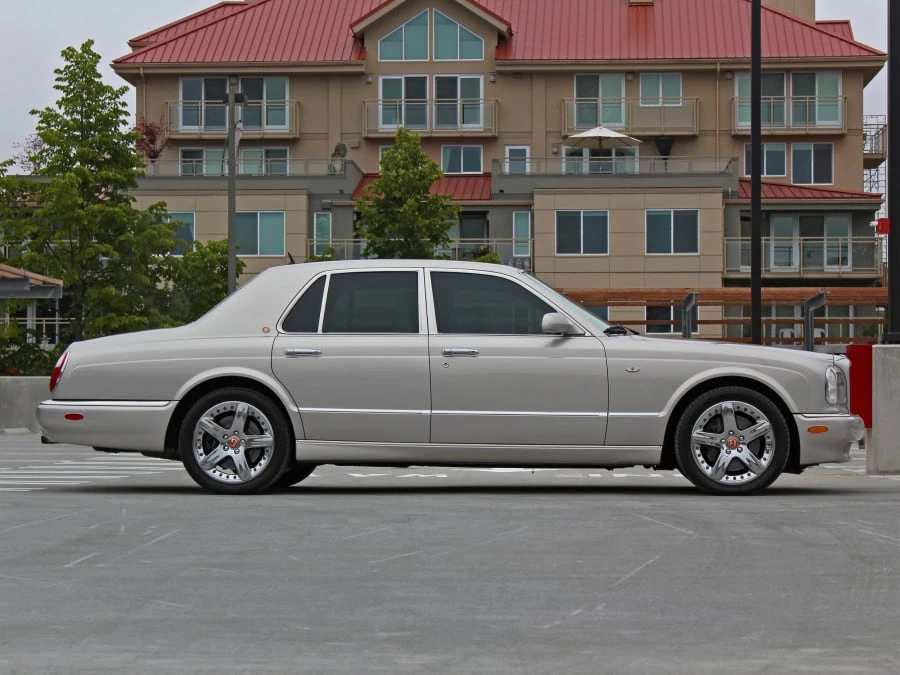 2003 Bentley Arnage R & RL - Image 2 of 12