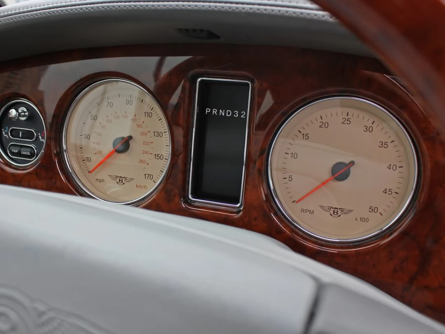 2003 Bentley Arnage R & RL - Image 8 of 12