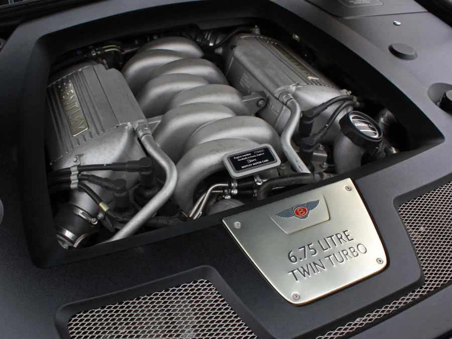 2003 Bentley Arnage R & RL - Image 9 of 12
