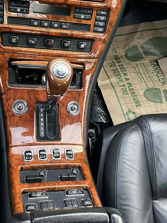 2003 Bentley Arnage R & RL - Image 10 of 11
