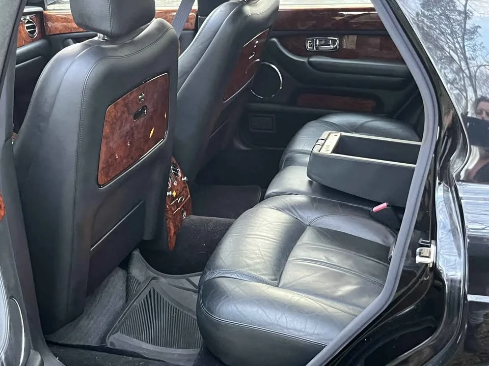 2003 Bentley Arnage R & RL - Image 9 of 11