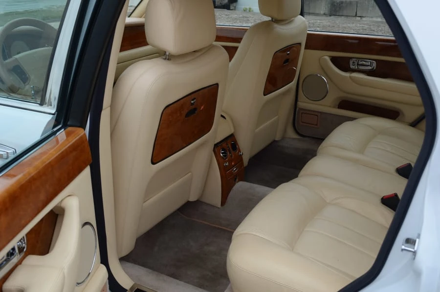 2003 Bentley Arnage R & RL - Image 8 of 13