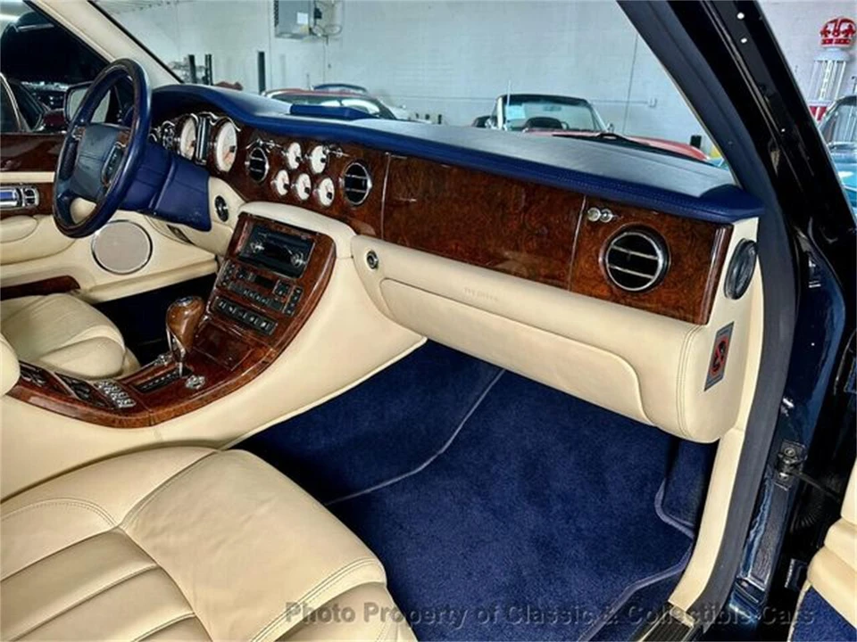 2003 Bentley Arnage R & RL - Image 12 of 25