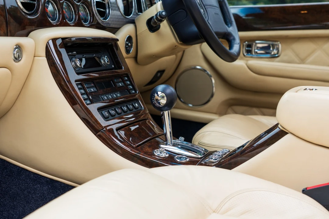 2003 Bentley Arnage T - Image 9 of 30