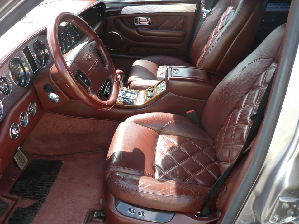 2003 Bentley Arnage T - Image 9 of 31