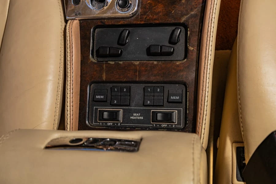 2003 Bentley Azure 1st Gen - Image 24 of 31
