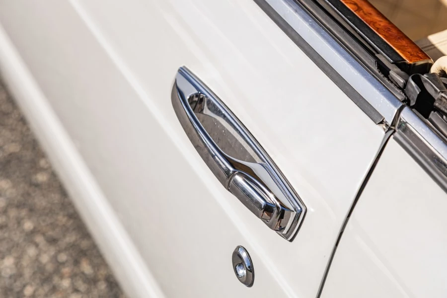 2003 Bentley Azure 1st Gen - Image 9 of 31