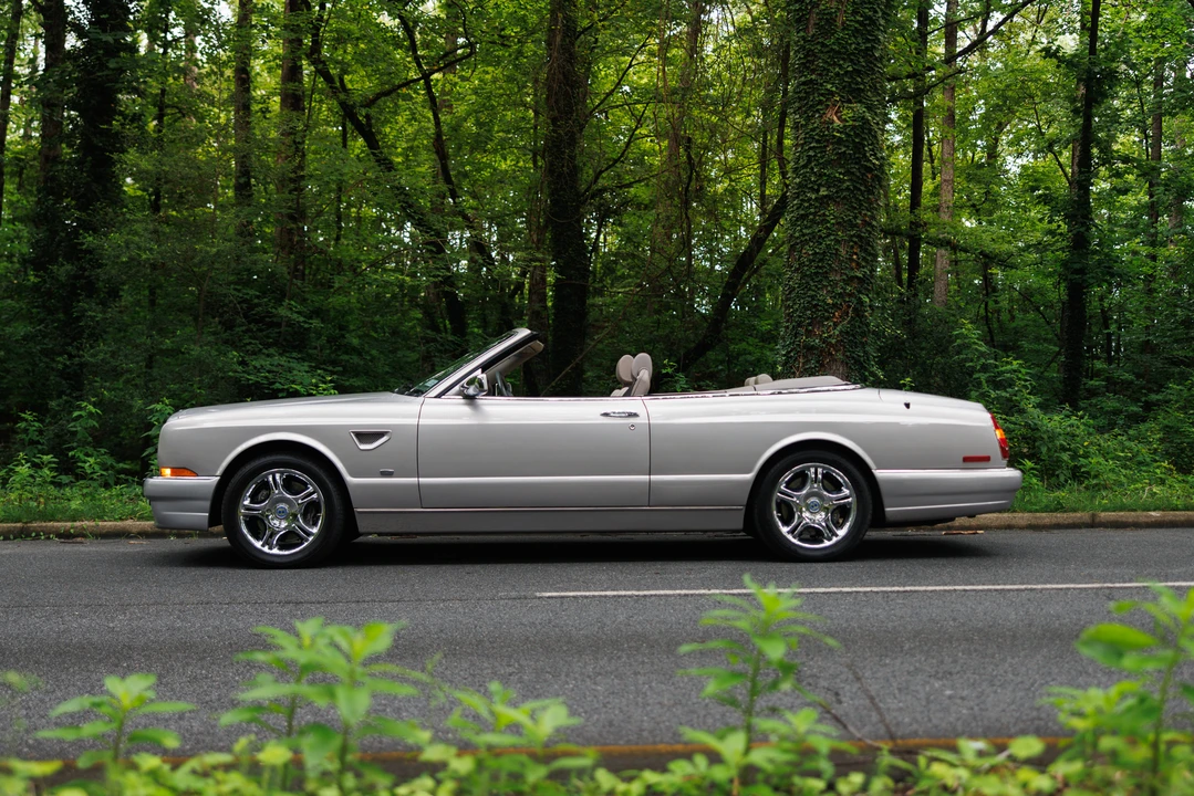 2003 Bentley Azure 1st Gen - Image 12 of 31