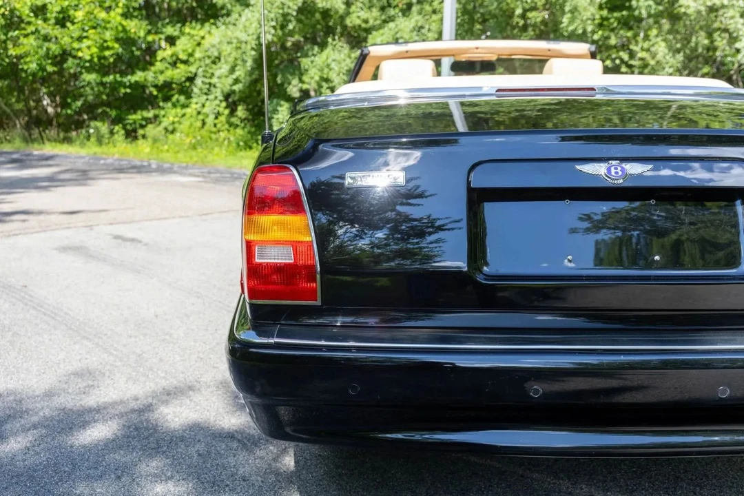 2003 Bentley Azure 1st Gen - Image 27 of 31