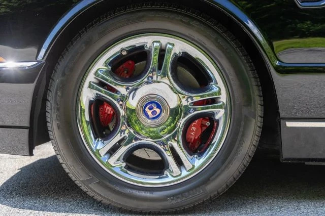 2003 Bentley Azure 1st Gen - Image 17 of 31