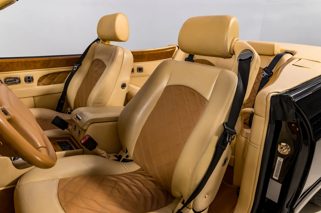 2003 Bentley Azure 1st Gen - Image 24 of 31