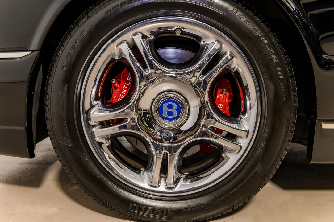 2003 Bentley Azure 1st Gen - Image 28 of 31