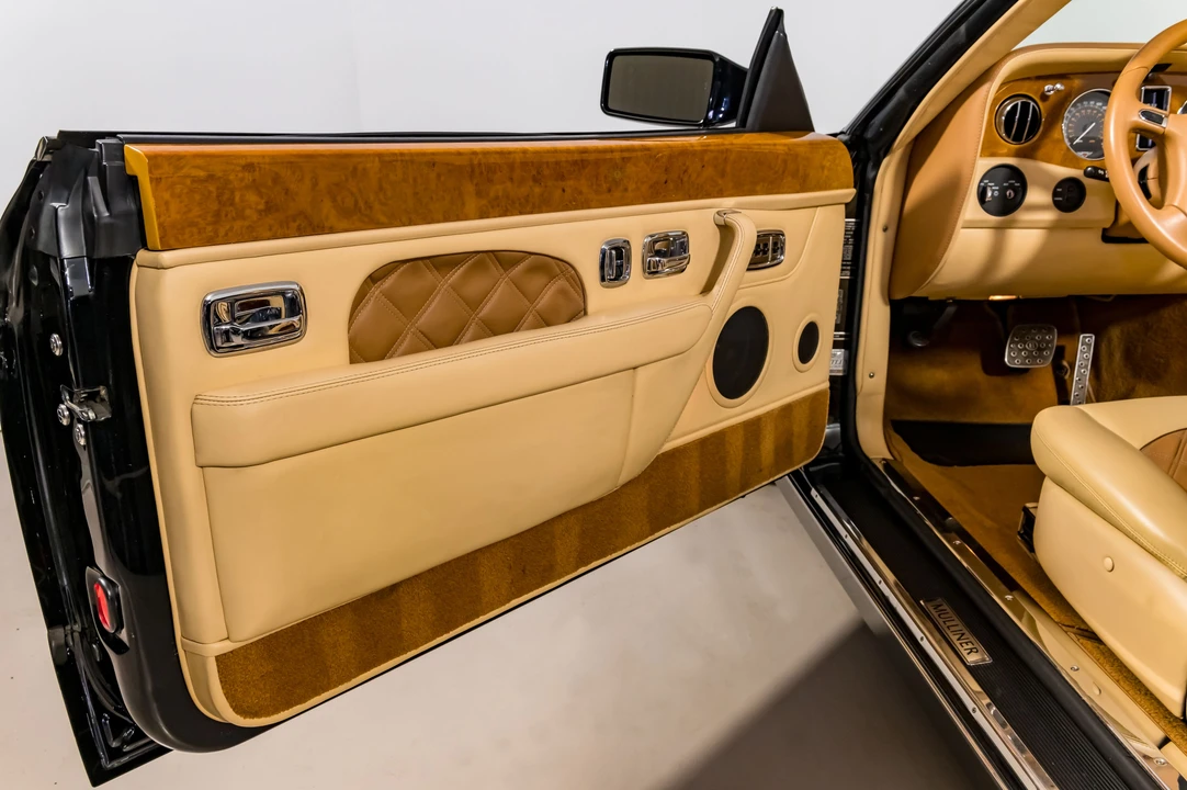 2003 Bentley Azure 1st Gen - Image 27 of 31