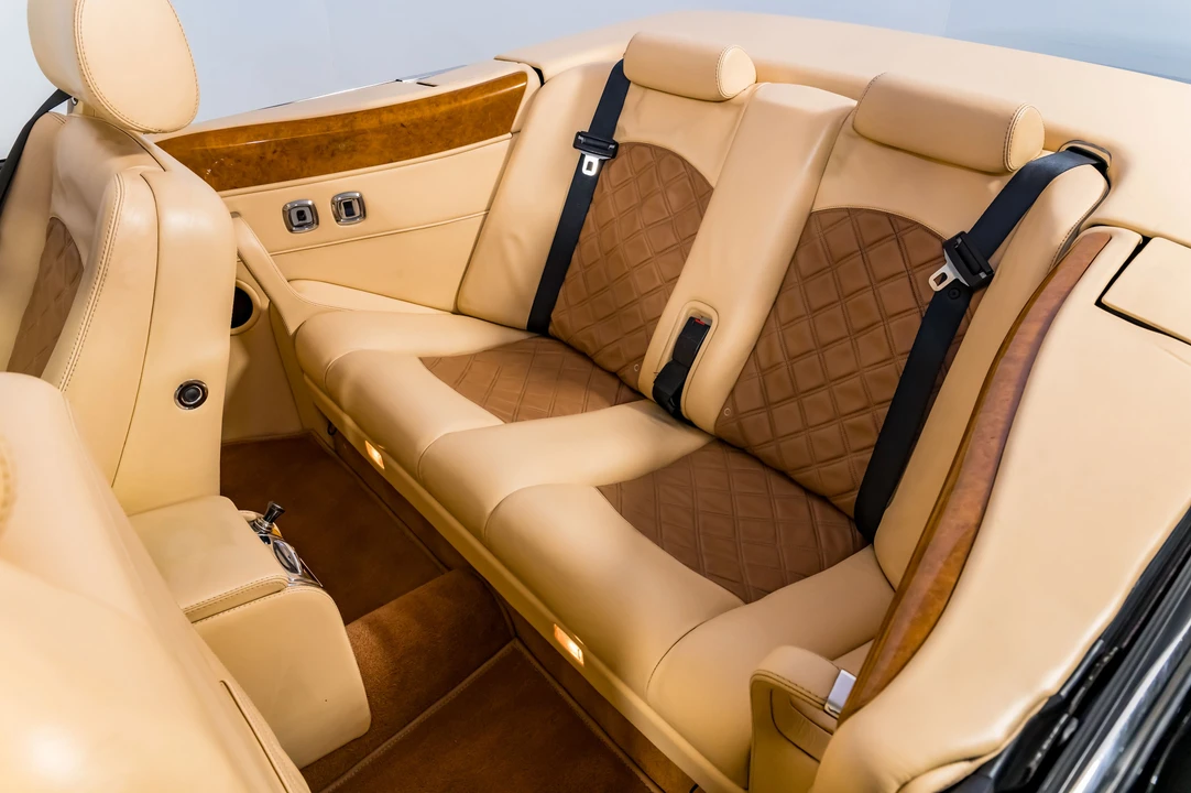 2003 Bentley Azure 1st Gen - Image 25 of 31