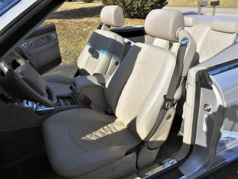 2003 Bentley Azure 1st Gen - Image 16 of 23