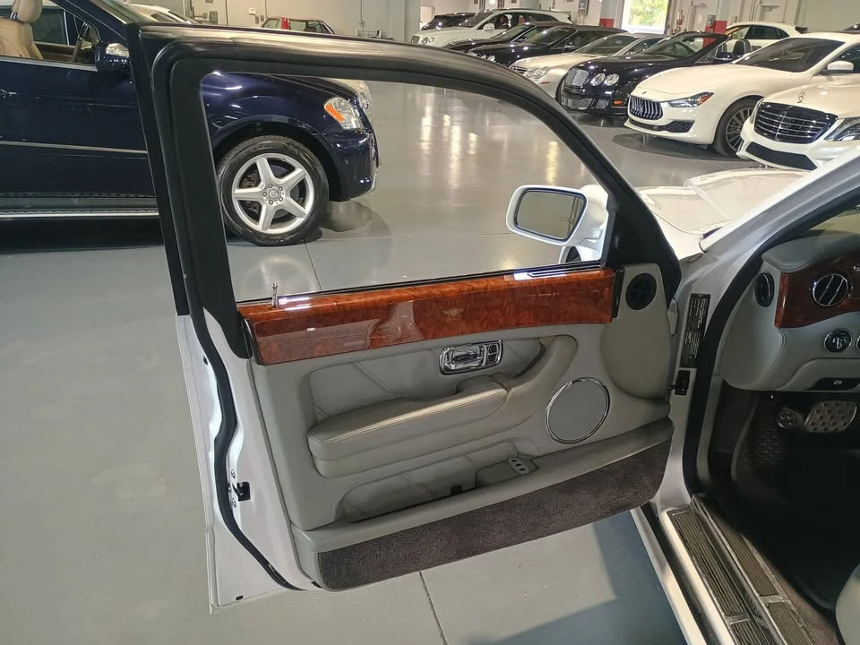 2003 Bentley Arnage R & RL - Image 8 of 20