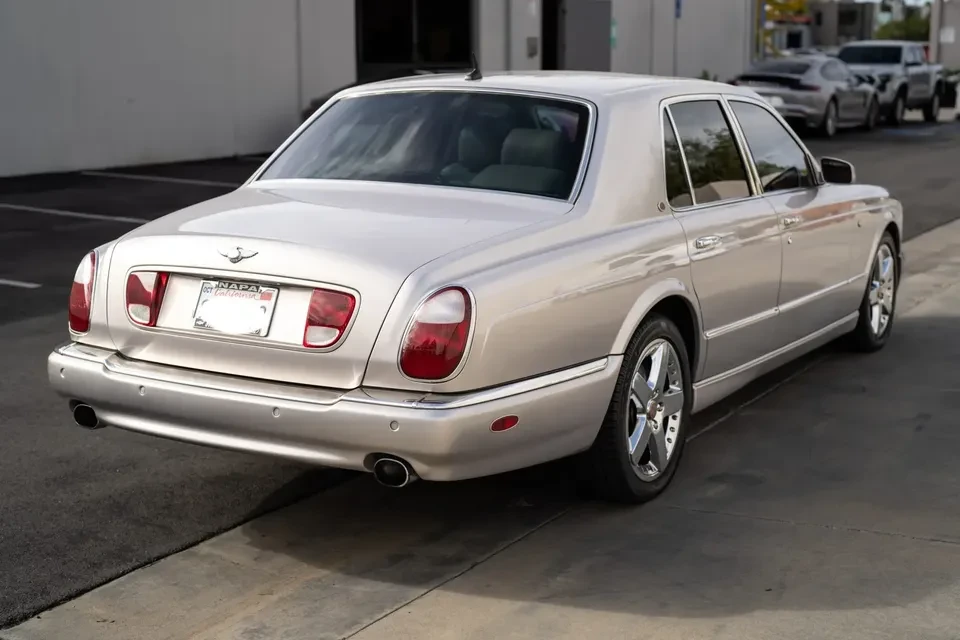 2003 Bentley Arnage R & RL - Image 2 of 5