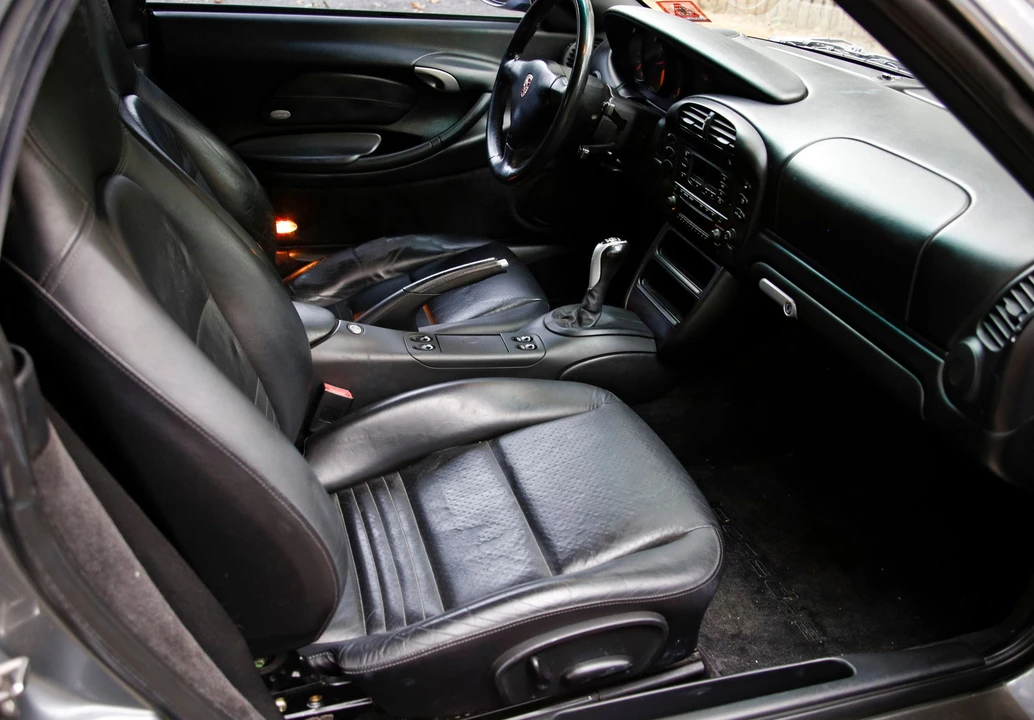 2003 Porsche 986 Boxster - Image 23 of 31
