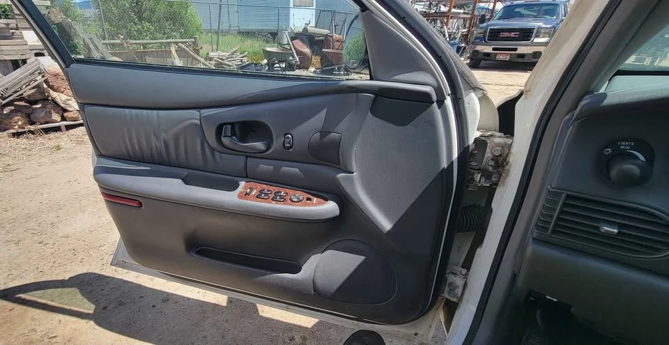 2003 Buick Century - Image 8 of 10