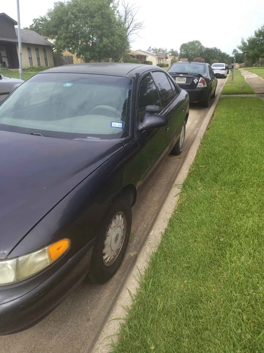 2003 Buick Century - Image 2 of 11