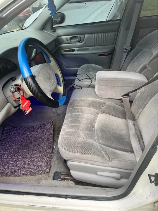 2003 Buick Century - Image 10 of 16