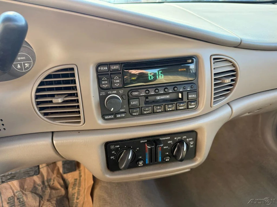 2003 Buick Century - Image 18 of 21