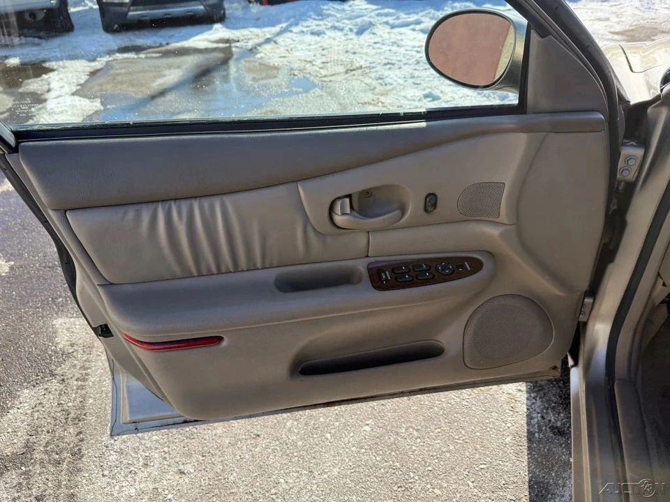2003 Buick Century - Image 16 of 21