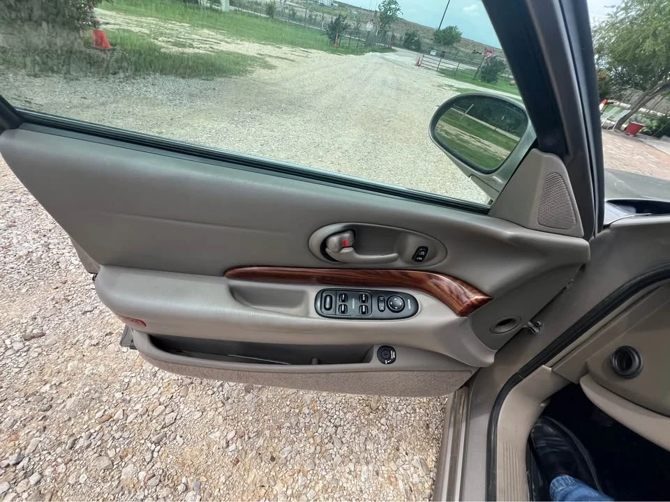 2003 Buick LeSabre - Image 3 of 16