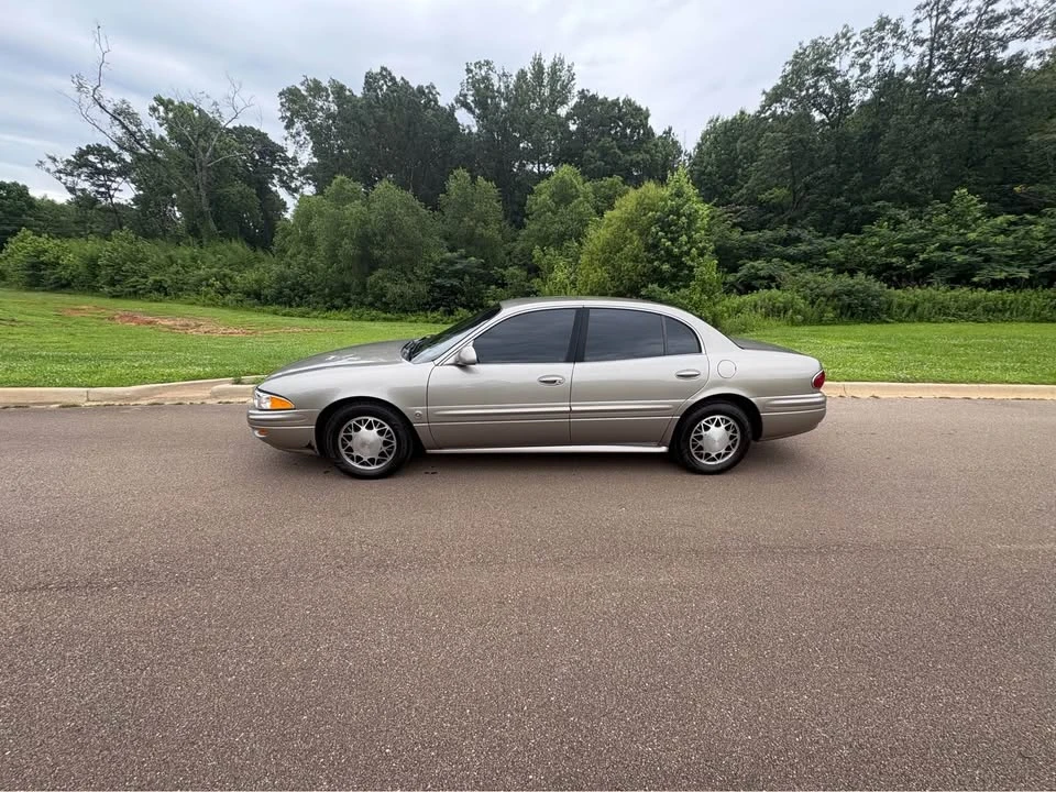 2003 Buick LeSabre - Image 2 of 11