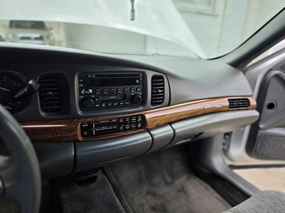 2003 Buick LeSabre - Image 9 of 10