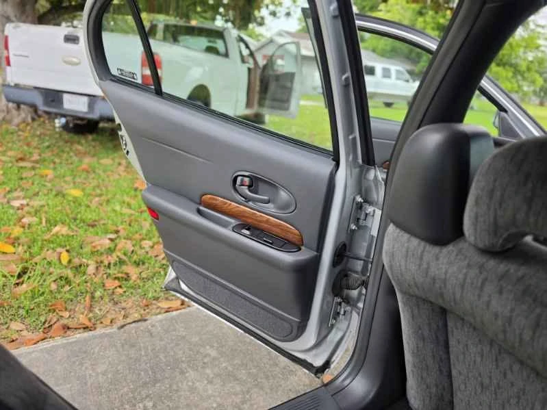 2003 Buick LeSabre - Image 6 of 10
