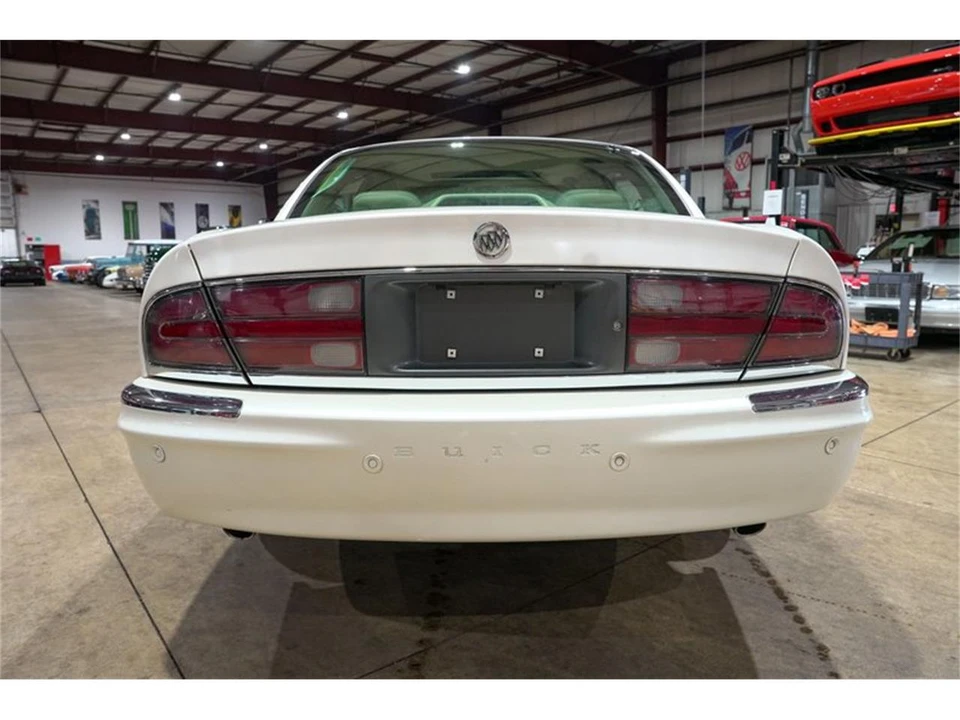 2003 Buick Park Avenue - Image 7 of 31