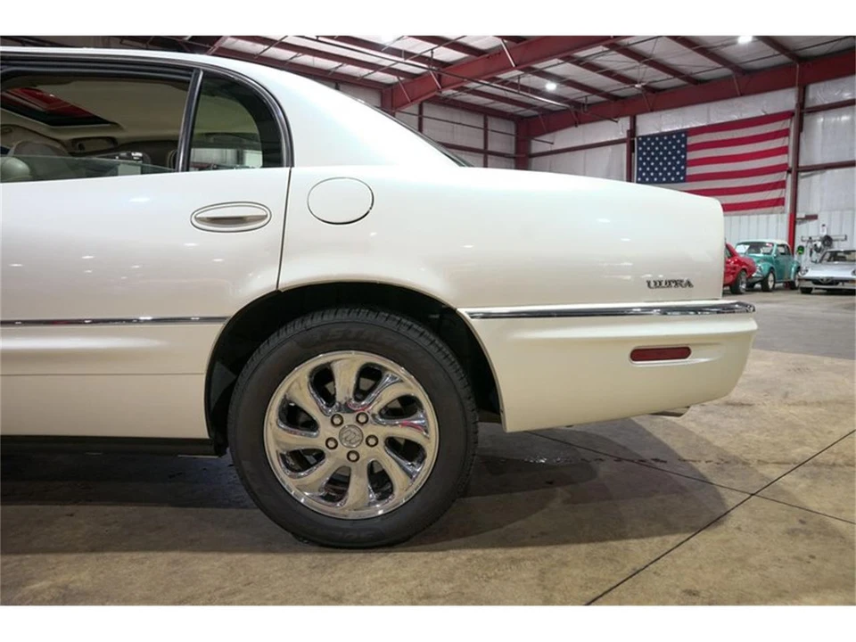 2003 Buick Park Avenue - Image 5 of 31