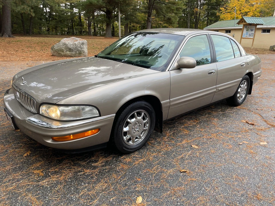 2003 Buick Park Avenue - Image 9 of 31