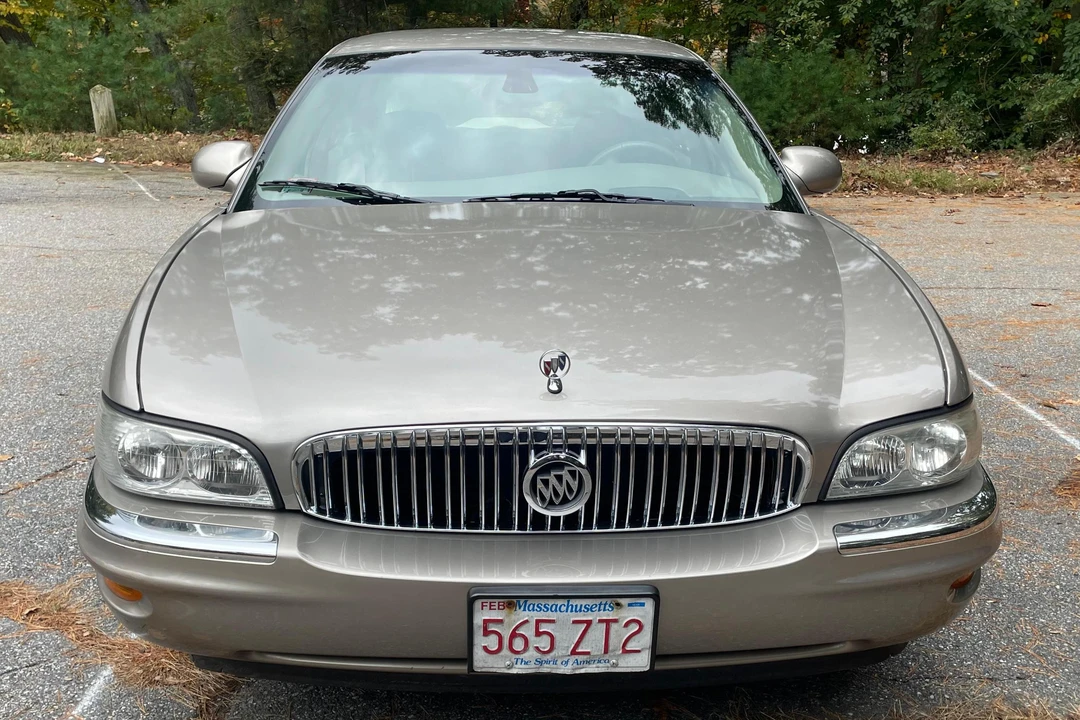 2003 Buick Park Avenue - Image 2 of 31