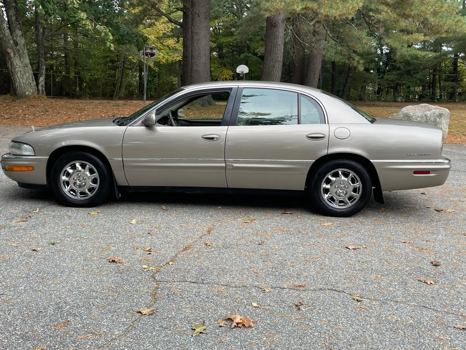 2003 Buick Park Avenue - Image 10 of 31
