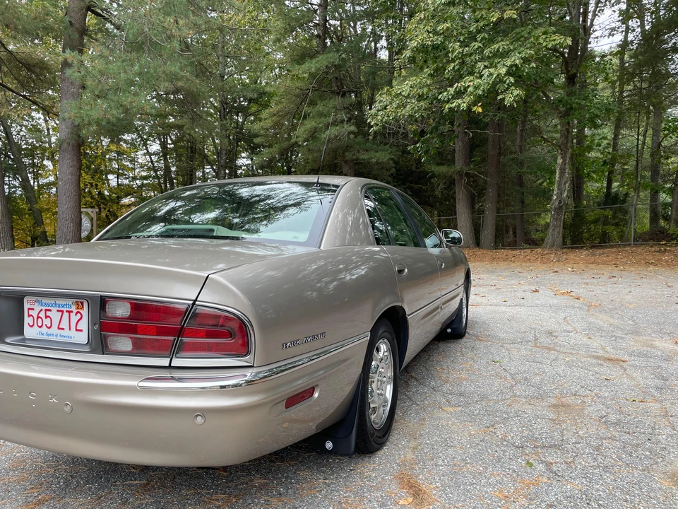 2003 Buick Park Avenue - Image 31 of 31