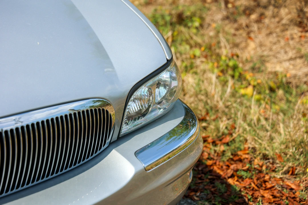 2003 Buick Park Avenue - Image 23 of 31