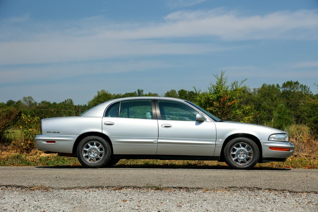 2003 Buick Park Avenue - Image 14 of 31