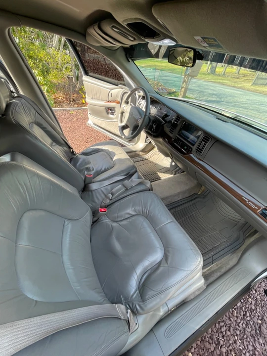 2003 Buick Park Avenue - Image 16 of 21
